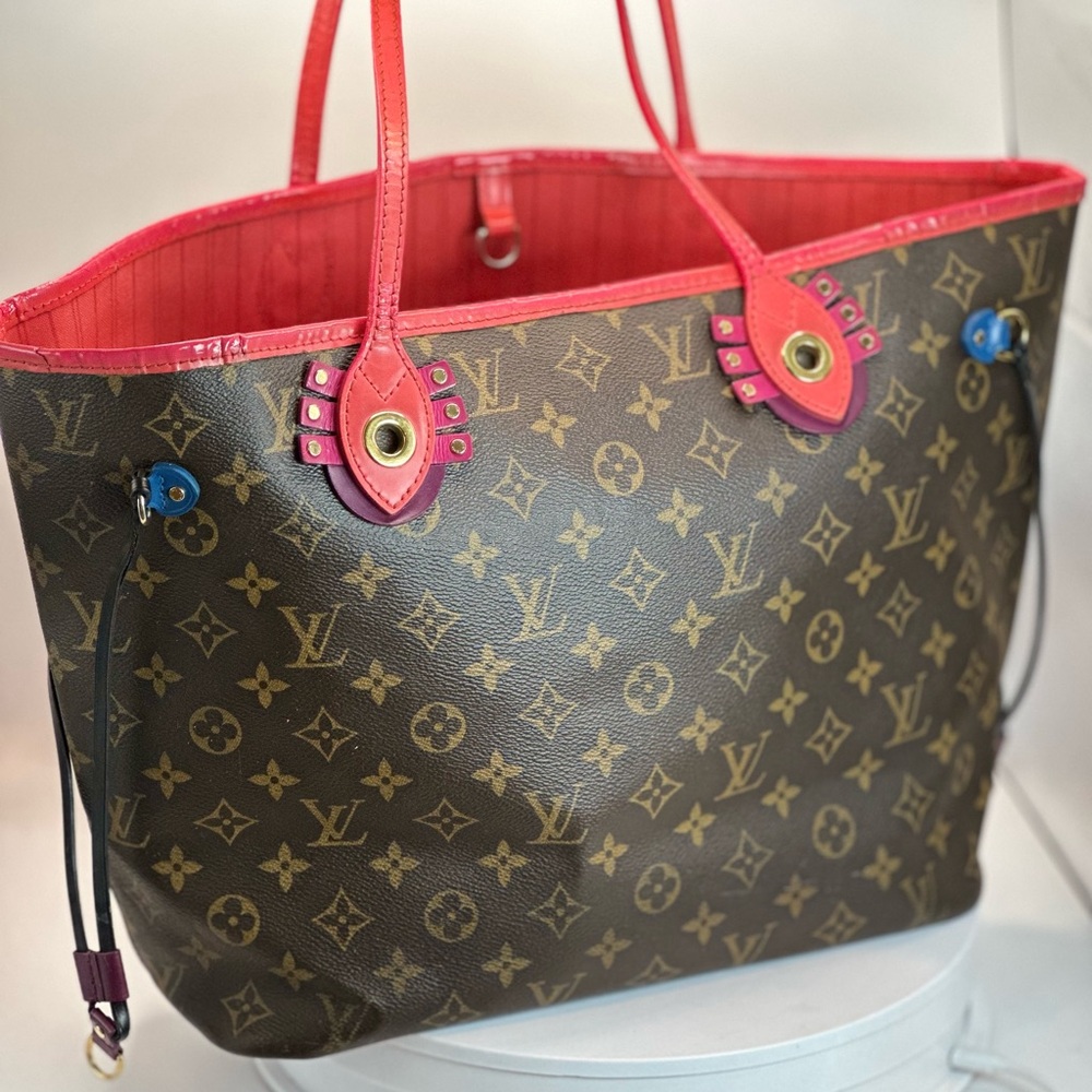 Authentic Louis Vuitton Monogram neverfull totem flamingo pink Tote